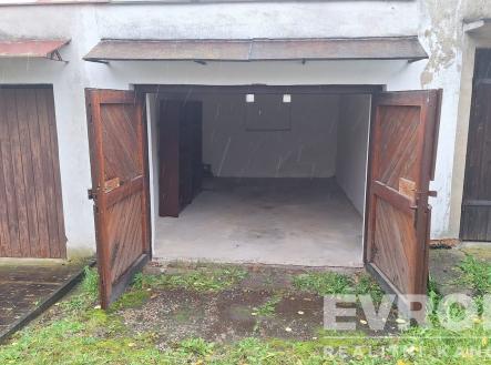 . | Prodej - malý objekt/garáž