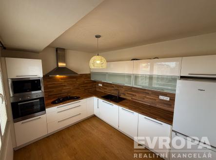 . | Prodej bytu, 3+1, 76 m²
