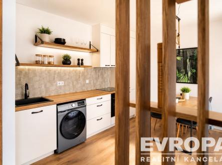 . | Prodej bytu, 2+kk, 44 m²