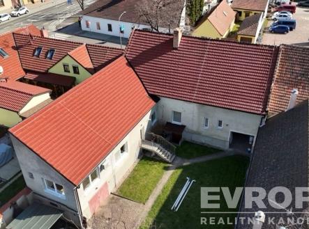 . | Pronájem bytu, 3+kk, 70 m²