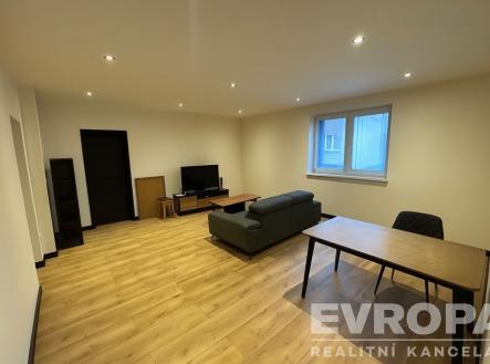 . | Pronájem bytu, 3+kk, 95 m²