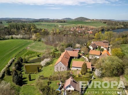 Pohled dron | Prodej - zemědělský objekt, 3 912 m²