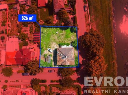 . | Prodej - dům/vila, 300 m²