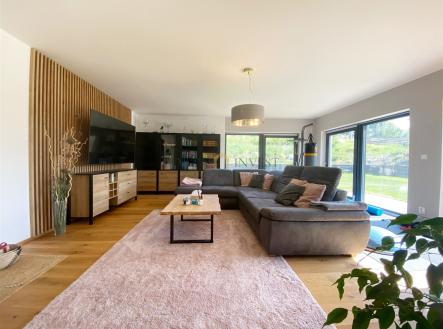 Prodej - dům/vila, 234 m² obrázek