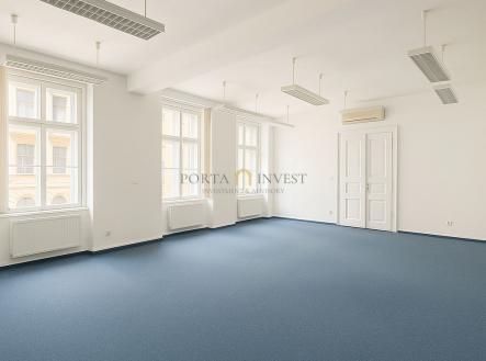 . | Pronájem - kanceláře, 2 000 m²