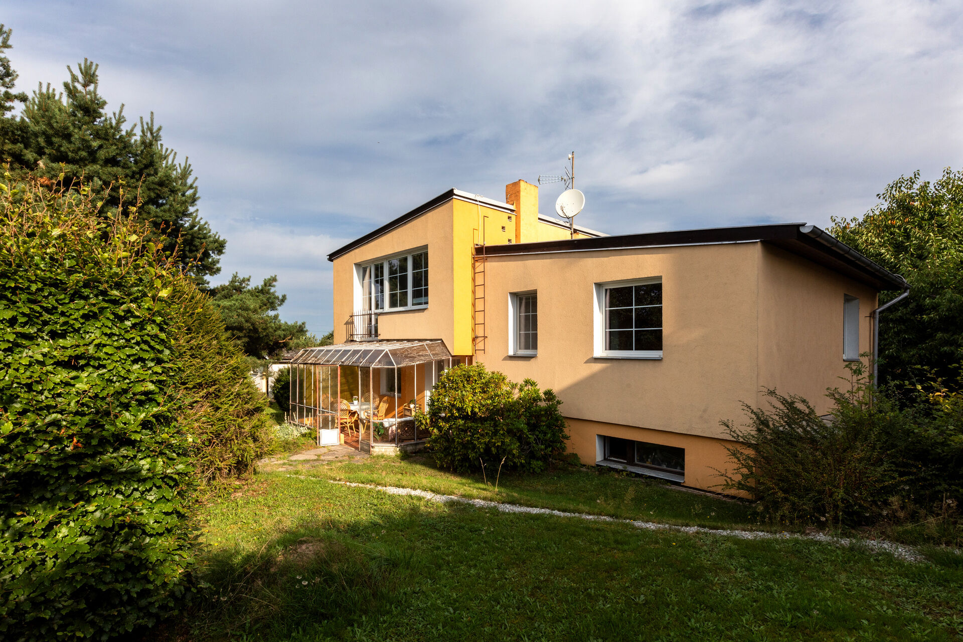 Prodej rodinného domu 134 m2, zahrady 470 m2 a stavební parcely 736 m2, Dobrá Voda u Č. Budějovic