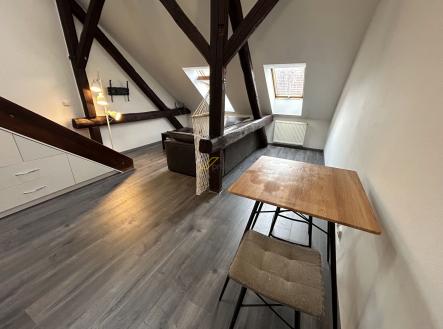 Pronájem bytu, 2+kk, 55 m²