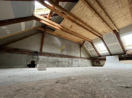 Prodej - dům/vila, 200 m²