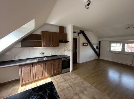 Pronájem bytu, 2+kk, 60 m² obrázek