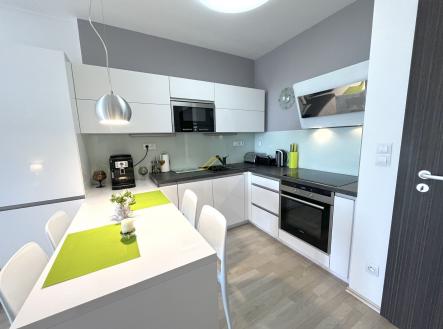 Prodej bytu, 2+kk, 51 m²