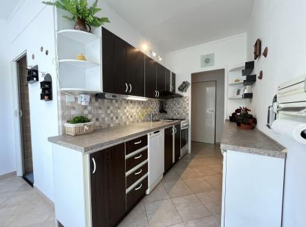 Prodej bytu, 4+1, 74 m²