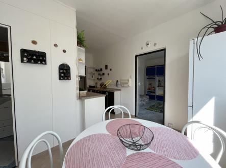 Prodej bytu, 4+1, 74 m²