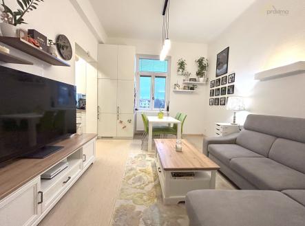 Pronájem bytu, 2+1, 67 m²