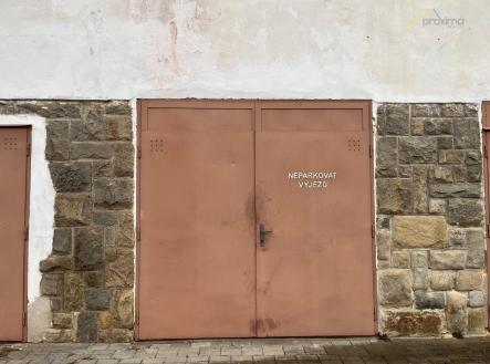 Pronájem - malý objekt/garáž