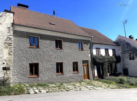 Přední pohled | Prodej - dům/vila, 310 m²