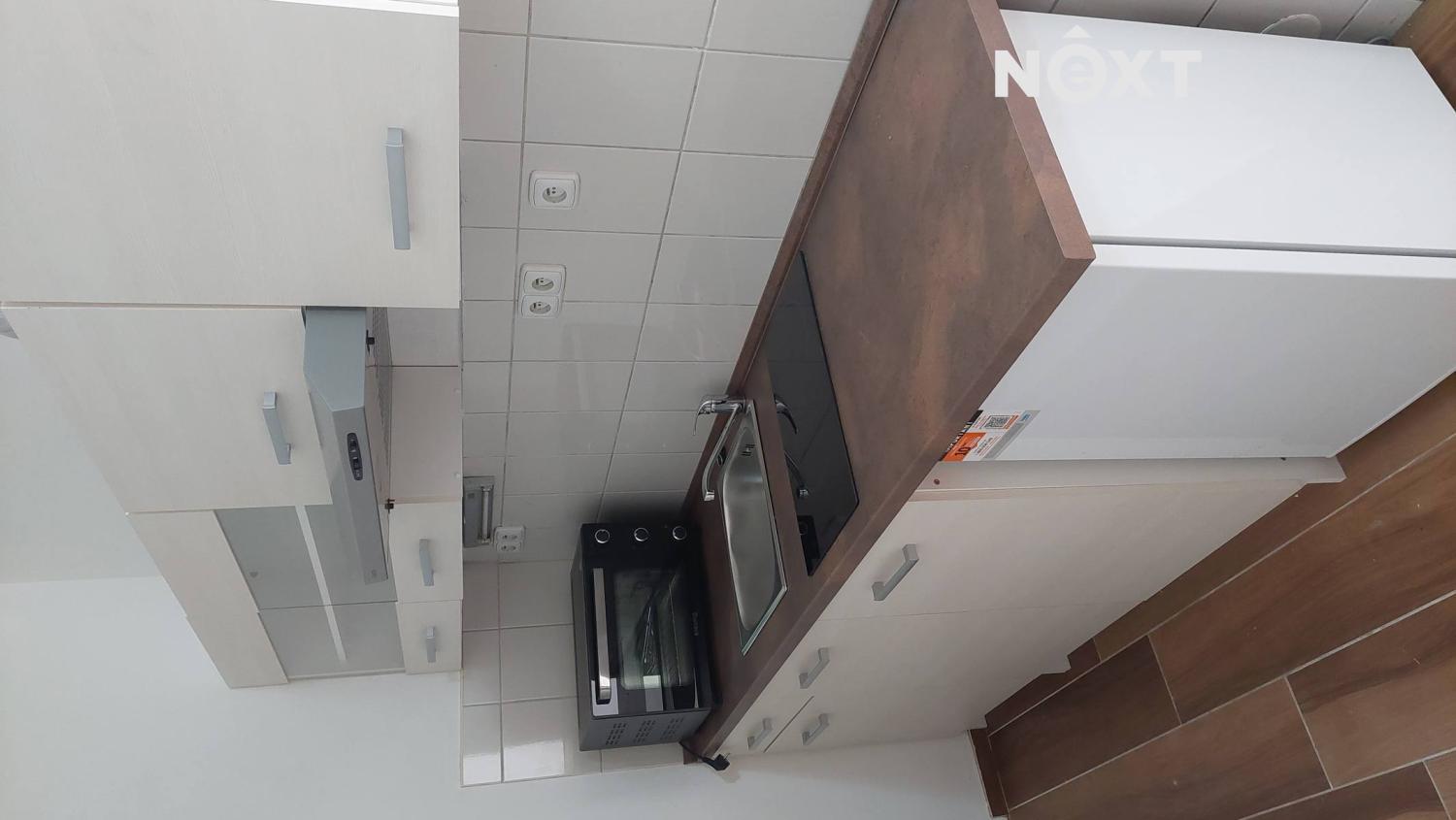 Pronájem byt 2+kk, 42㎡