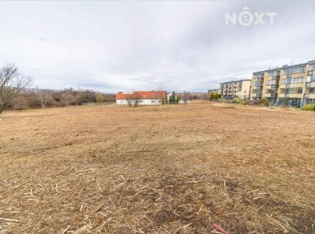 Prodej - pozemek pro komerční výstavbu, 9 821 m²