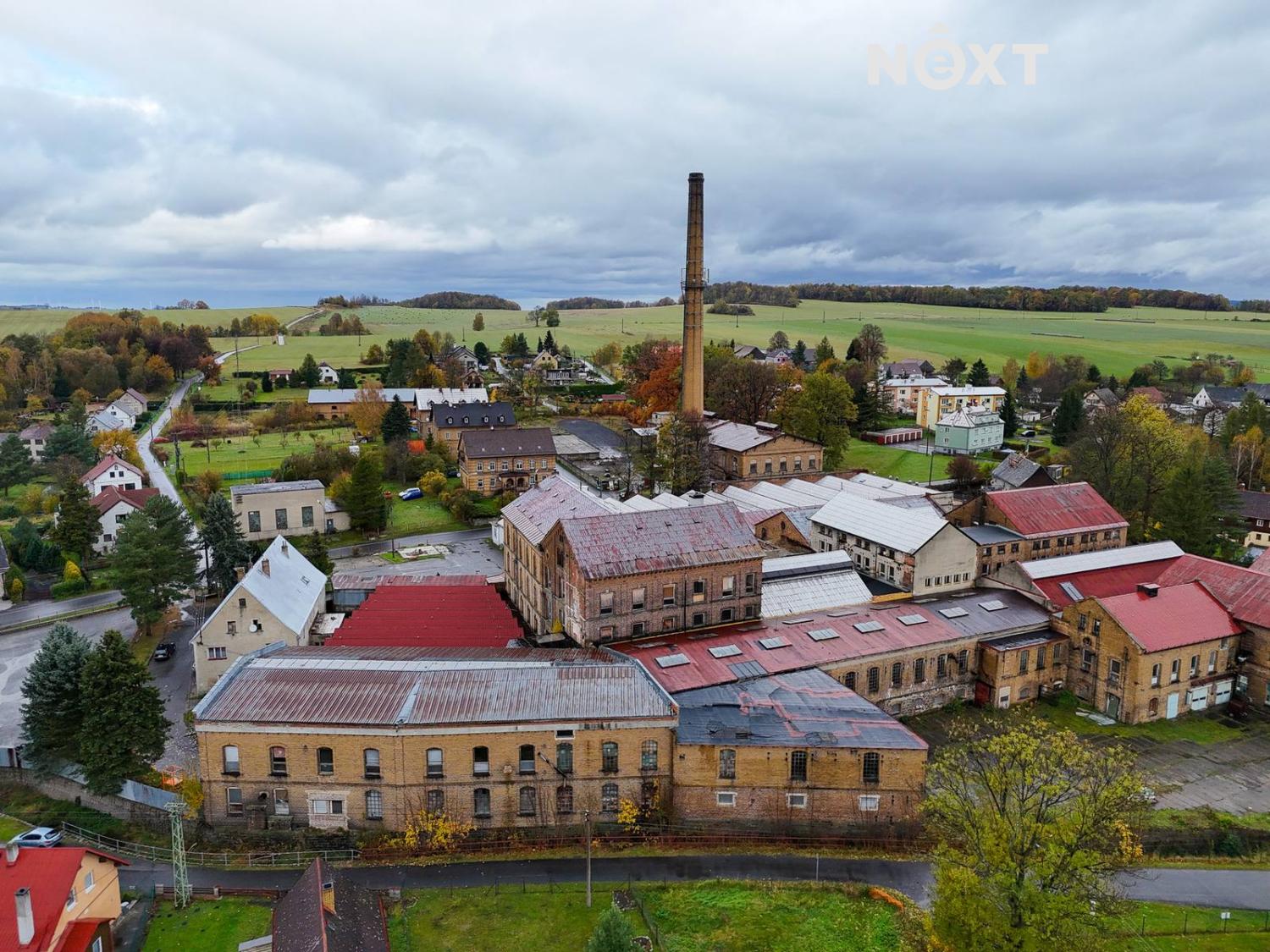 Pronájem komerční Sklady, 6 890㎡