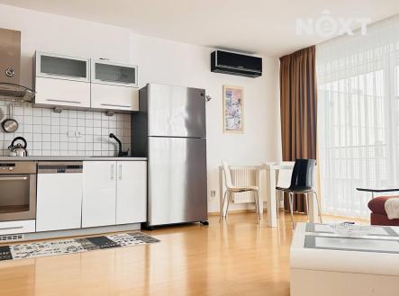 Pronájem bytu, 2+kk, 86 m²