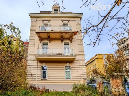 Prodej - komerční objekt, jiný, 282 m²