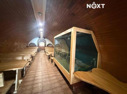 Pronájem - komerční objekt, jiný, 85 m²