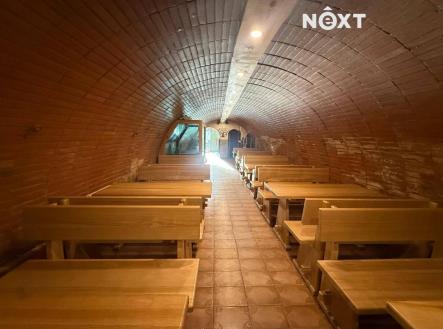 Pronájem - komerční objekt, jiný, 85 m²