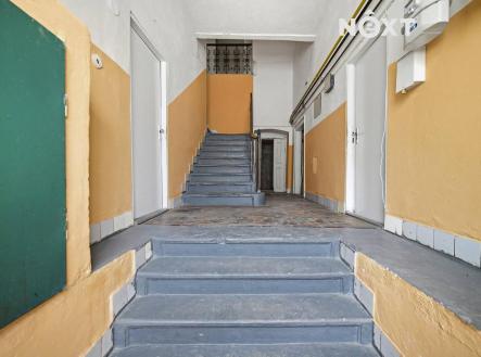 Prodej - komerční objekt, administrativní budova, 333 m²