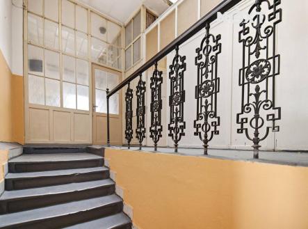 Prodej - komerční objekt, administrativní budova, 333 m²