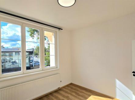 . | Pronájem bytu, 2+kk, 41 m²