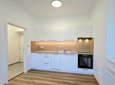 . | Pronájem bytu, 2+kk, 37 m²