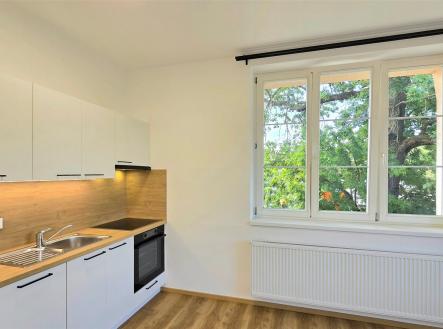 . | Pronájem bytu, 2+kk, 37 m²