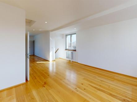 . | Pronájem - obchodní prostor, 80 m²