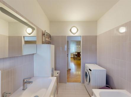 . | Prodej - dům/vila, 284 m²