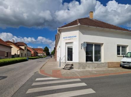 . | Pronájem - obchodní prostor, 45 m²