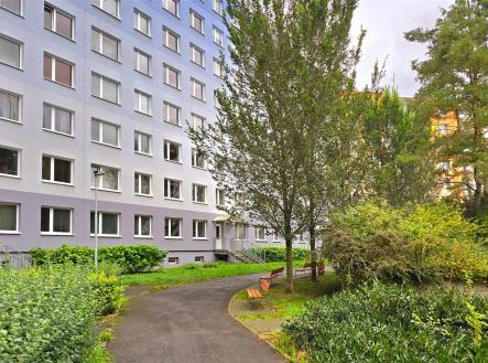 . | Pronájem bytu, 4+1, 89 m²