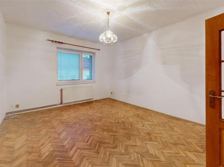 . | Pronájem bytu, 3+kk, 74 m²