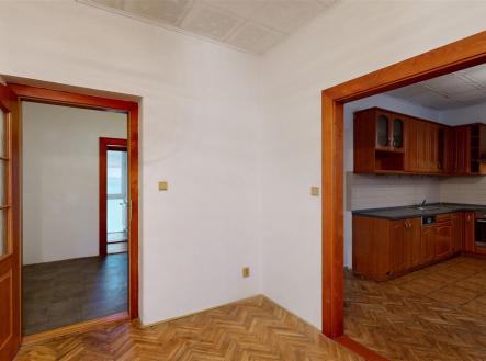 . | Pronájem bytu, 3+kk, 74 m²