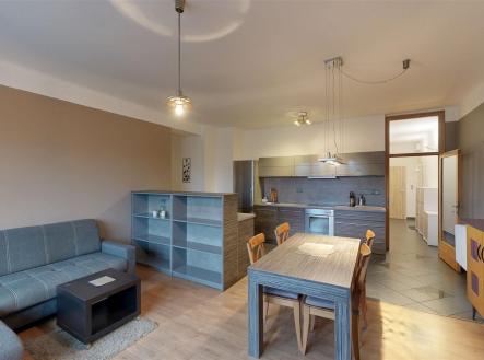 . | Pronájem bytu, 3+kk, 72 m²