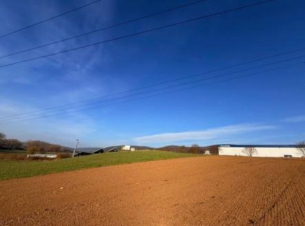 . | Prodej - pozemek pro komerční výstavbu, 4 183 m²