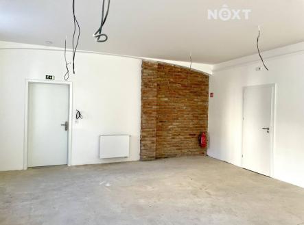 Pronájem - kanceláře, 105 m²