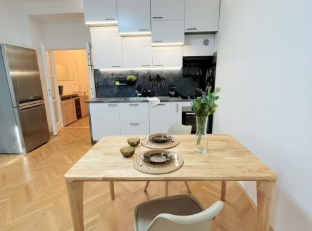 alt | Pronájem bytu, 2+kk, 37 m²