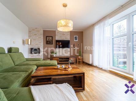 35 | Prodej - dům/vila, 234 m²