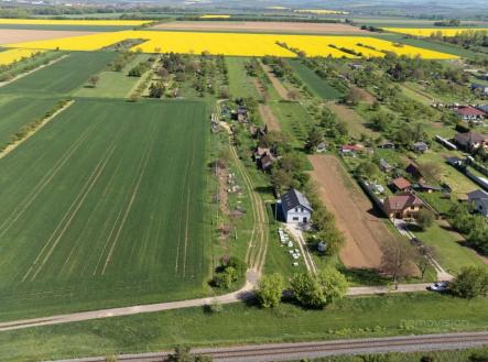 Prodej - pozemek pro bydlení, 2 736 m²