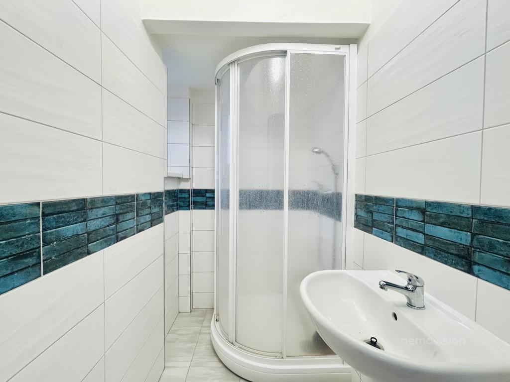 Pronájem bytu,  1+kk, 20 m²