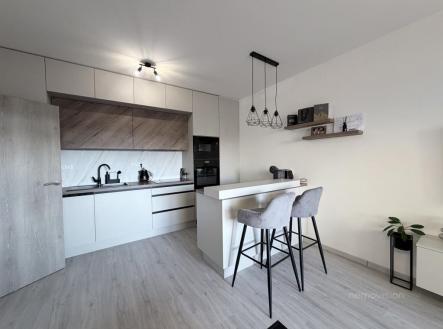 Pronájem bytu, 2+kk, 44 m²