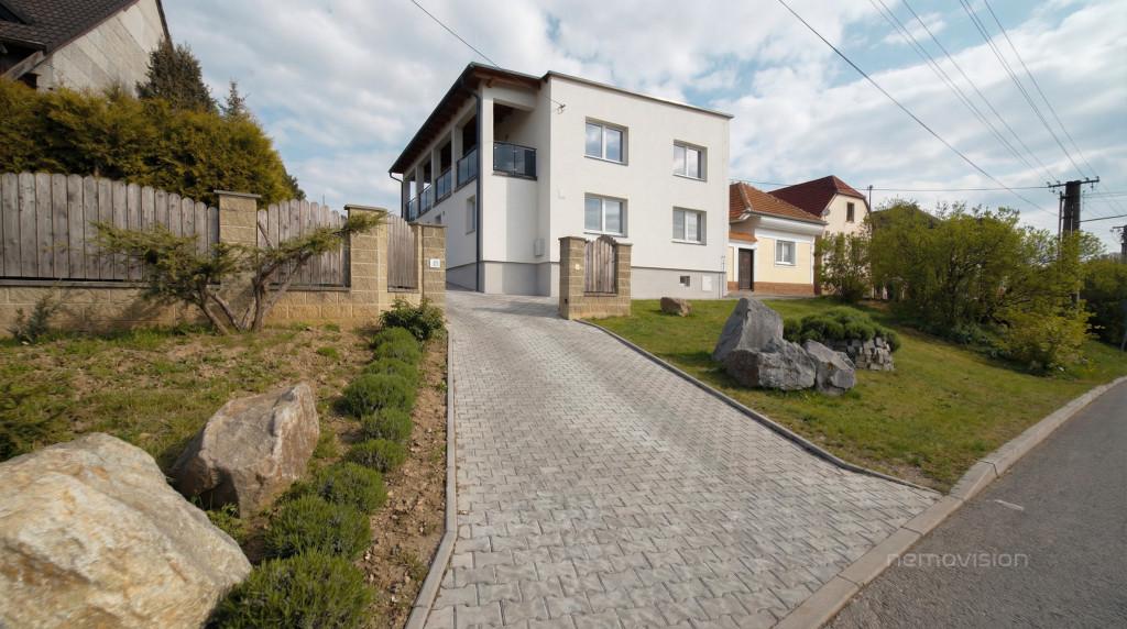 Prodej - dům/vila, 270 m²