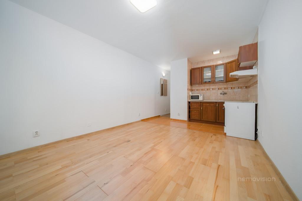 Prodej bytu,  1+kk, 32 m²