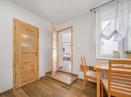 Prodej - hotel, 111 m²