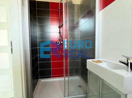 Pronájem - dům/vila, 90 m²