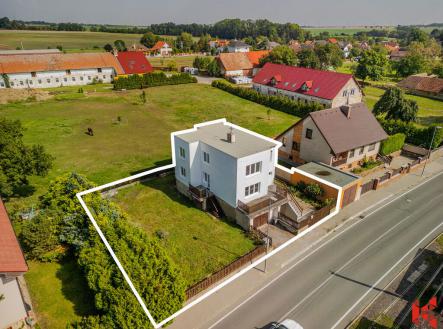 dům se zahradou | Prodej - dům/vila, 279 m²